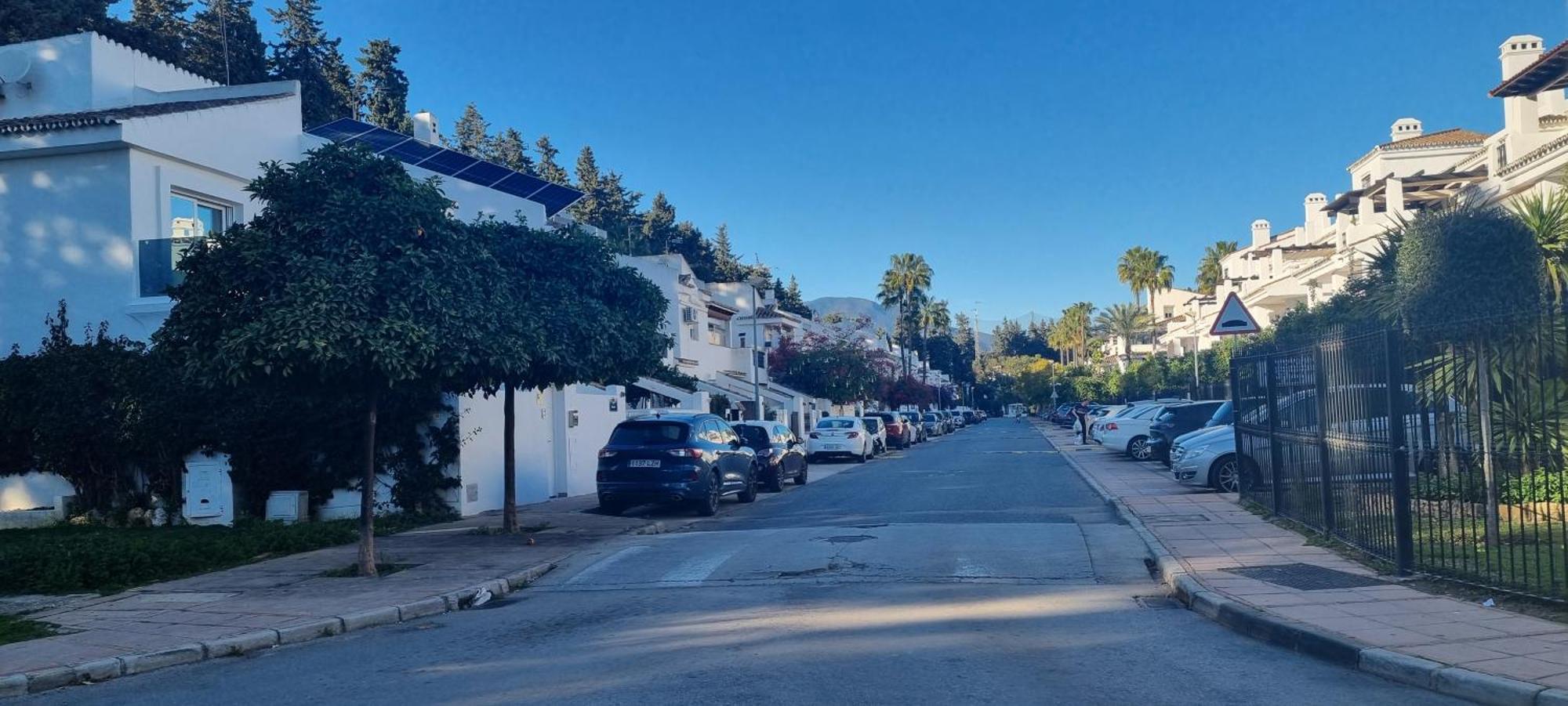 4 Bed House With Pool Walk To Puerto Banus Fast Internet Villa Marbella Eksteriør bilde
